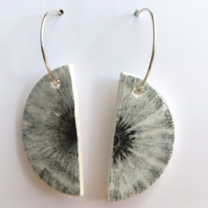 Diffused Slip Iris Half Rounds (lrg)