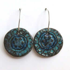 Turquoise and Blue Lace Flower Circles (med)